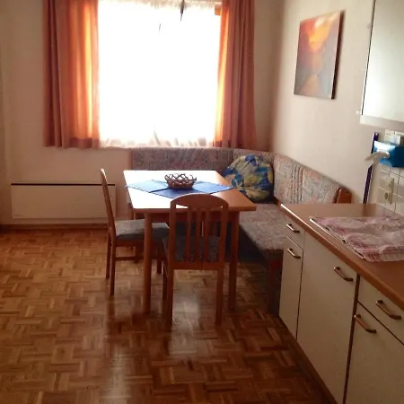 Pernull Apartment *
